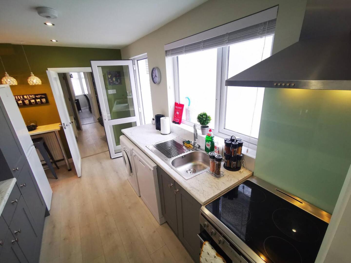 4Br Modern Botanic House Villa Belfast Bagian luar foto